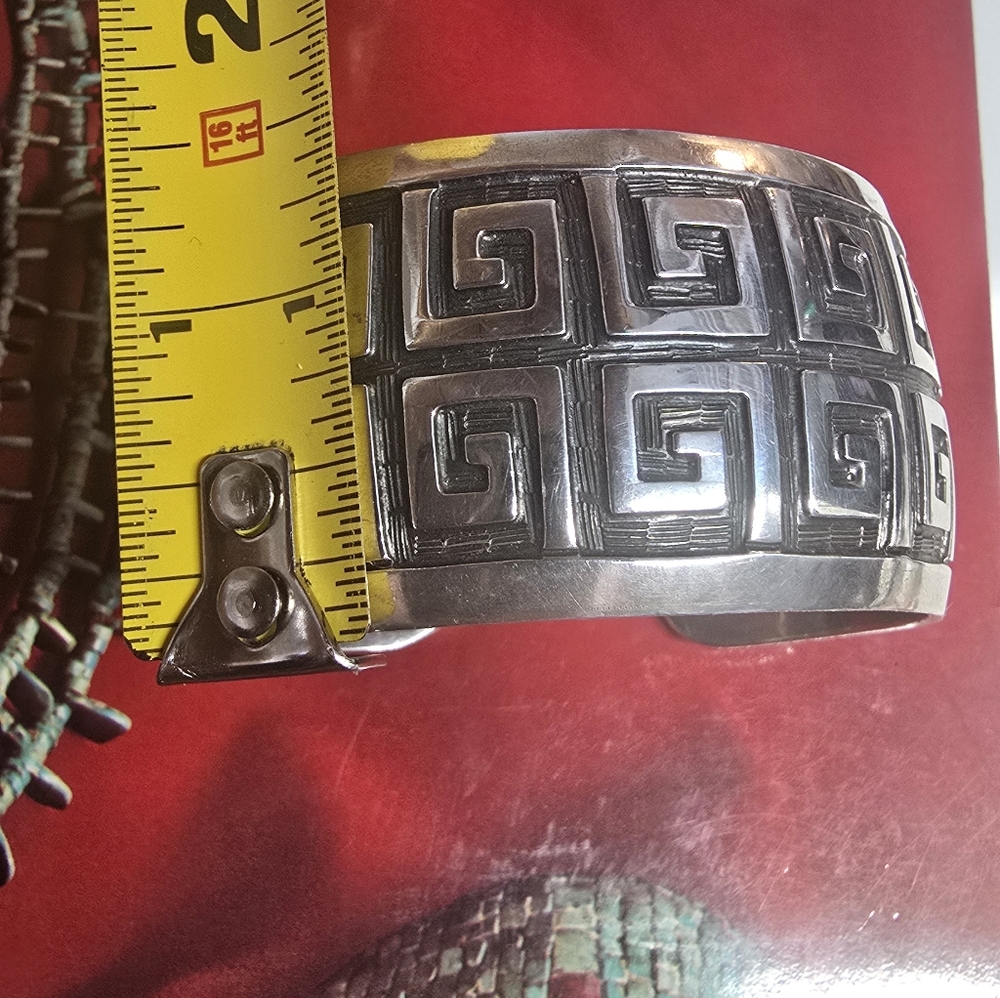 *PRICE DROP!* Vintage Taxco Sterling Silver Geometric Cuff Bracelet 2.45oz - Picture 5 of 6